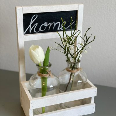 Holztray mit 2 Vasen